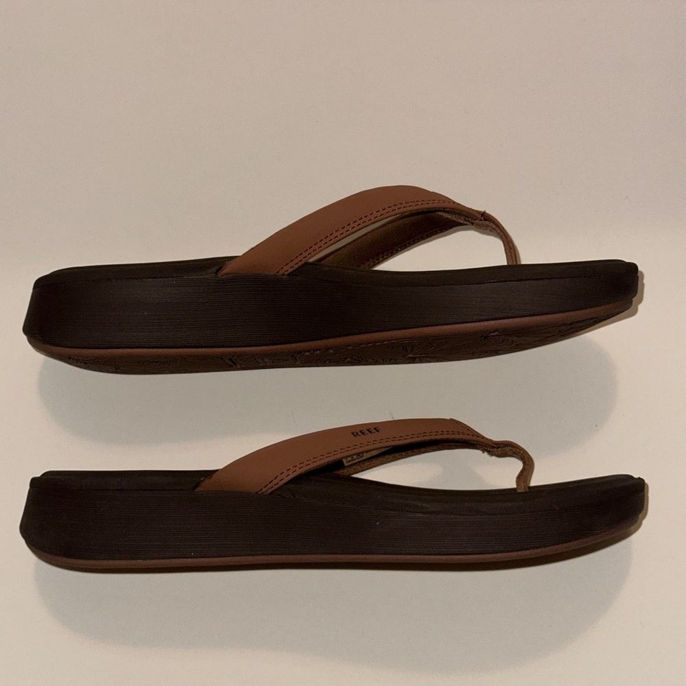 Reef Brown and Black Women's Sandals - Picture 2 of 7